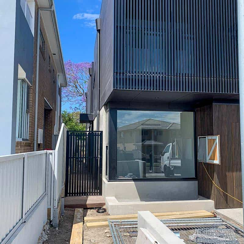 Side-Gate-Custom-Metal-Fabrication-Contractor-for-townhouse